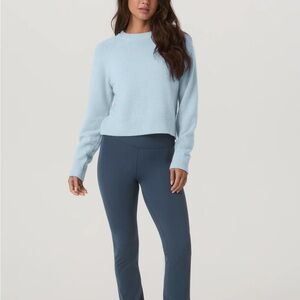 VUORI Émilie Cashmere Crew Bluebell Women's Crewneck Sweater Raglan Sleeve M